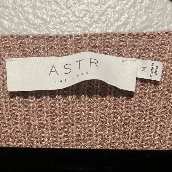 ASTR THE LABEL- Rose gold Sparkly Long Sleeve Ribbed Top Size M - Picture 3 of 3